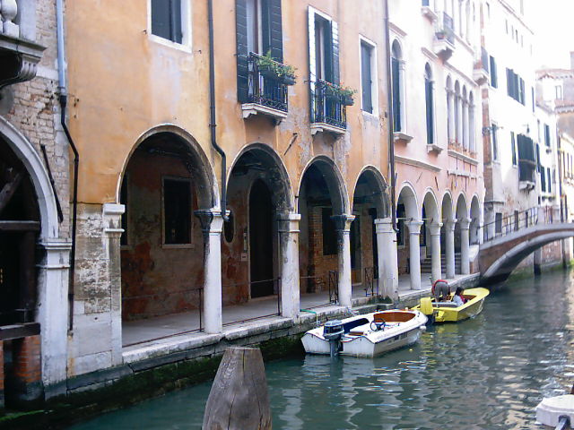 Vedi immagine