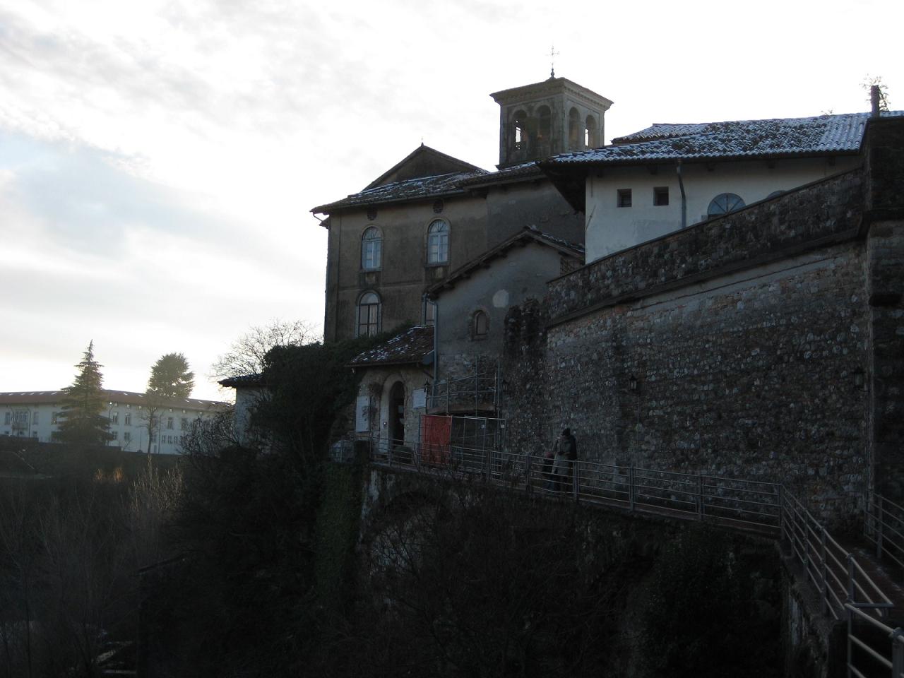 Vedi immagine
